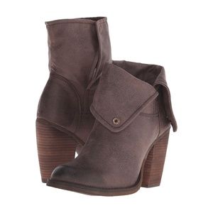 Sbicca Brown Heeled Boots